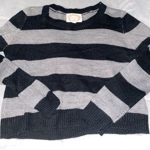 Women’s half top long sleeve shirt! WORN ONCE!